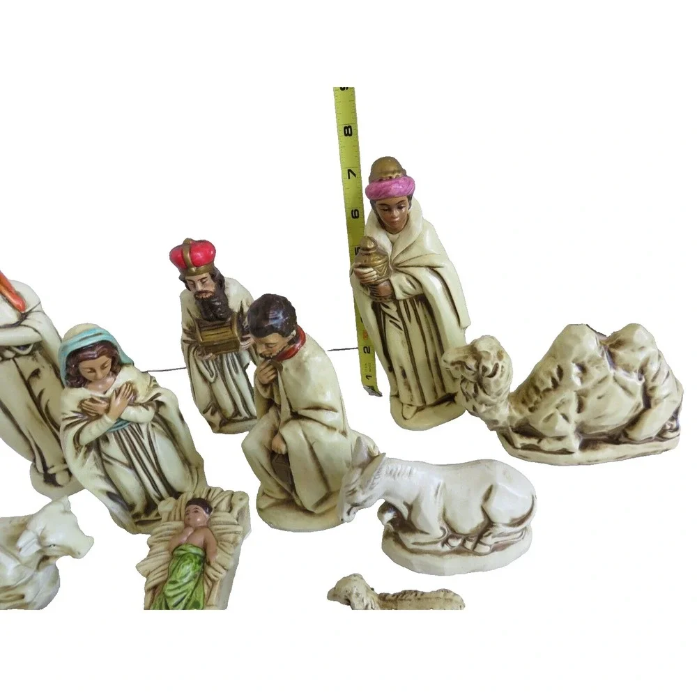 VINTAGE CHRISTMAS NATIVITY CHALKWARE FIGURINES‎ JAPAN 12pc